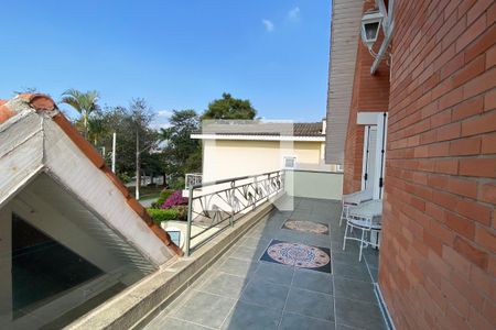 Casa de condomínio à venda com 320m², 4 quartos e 4 vagasVaranda da Suíte 3