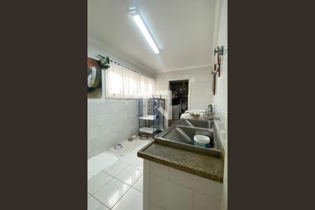 Casa de condomínio à venda com 320m², 4 quartos e 4 vagasÁrea de Serviço