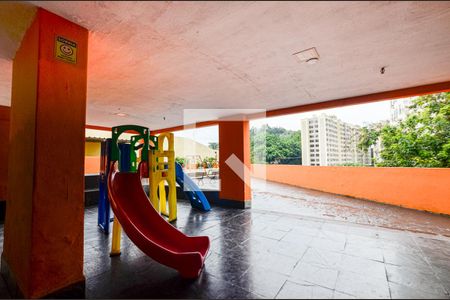 Apartamento para alugar com 66m², 2 quartos e 1 vaga Apartamento para alugar com 66m², 2 quartos e 1 vagaHall de entrada