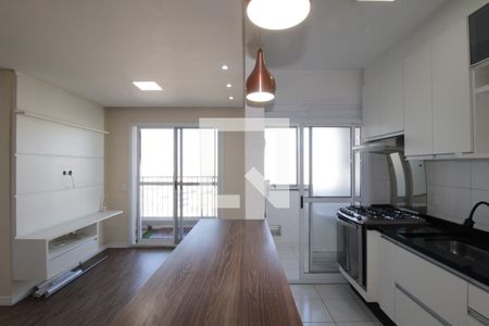 Sala/Cozinha de apartamento à venda com 2 quartos, 49m² em Cangaiba, São Paulo