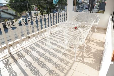 Casa à venda com 243m², 3 quartos e 4 vagas Casa à venda com 243m², 3 quartos e 4 vagasÁrea comum