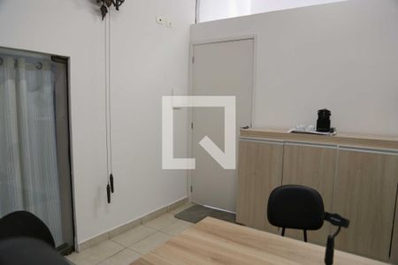 Casa à venda com 243m², 3 quartos e 4 vagas Casa à venda com 243m², 3 quartos e 4 vagasQuarto de Serviço