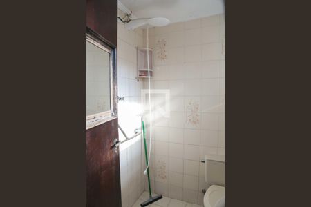 Casa à venda com 243m², 3 quartos e 4 vagas Casa à venda com 243m², 3 quartos e 4 vagasBanheiro