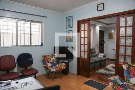 Casa à venda com 243m², 3 quartos e 4 vagas Casa à venda com 243m², 3 quartos e 4 vagasQuarto de Serviço