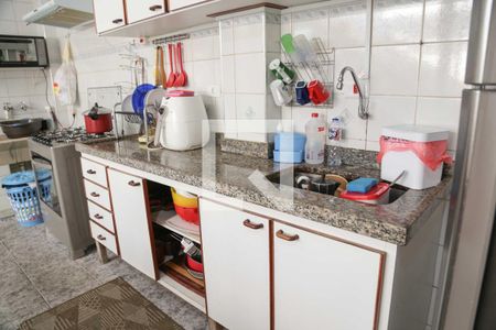 Casa à venda com 243m², 3 quartos e 4 vagas Casa à venda com 243m², 3 quartos e 4 vagasCozinha