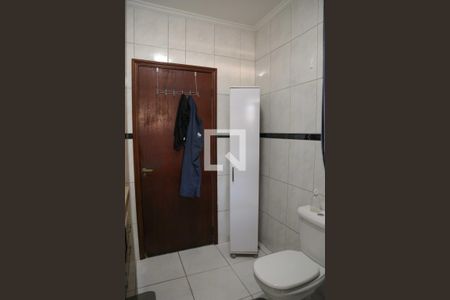 Casa à venda com 243m², 3 quartos e 4 vagas Casa à venda com 243m², 3 quartos e 4 vagasBanheiro