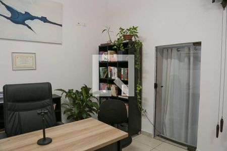 Casa à venda com 243m², 3 quartos e 4 vagas Casa à venda com 243m², 3 quartos e 4 vagasQuarto de Serviço