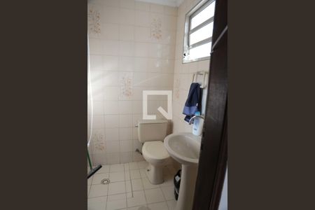 Casa à venda com 243m², 3 quartos e 4 vagas Casa à venda com 243m², 3 quartos e 4 vagasBanheiro