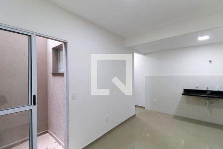 Sala/Cozinha de apartamento à venda com 1 quarto, 38m² em Vila Granada, São Paulo