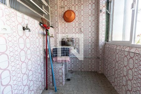 Área de serviço de apartamento para alugar com 2 quartos, 80m² em Vila Ester (zona Norte), São Paulo