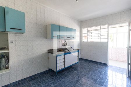 Cozinha de apartamento para alugar com 2 quartos, 80m² em Vila Ester (zona Norte), São Paulo