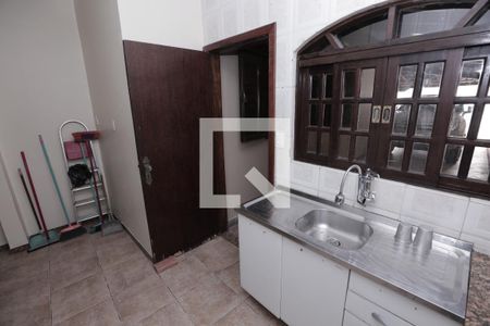 Casa à venda com 392m², 3 quartos e 5 vagasCozinha