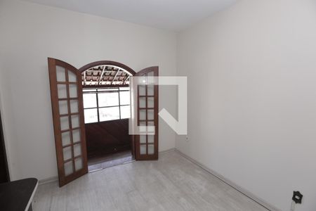 Casa à venda com 392m², 3 quartos e 5 vagasEscritório