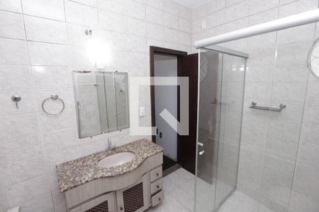 Casa à venda com 392m², 3 quartos e 5 vagasBanheiro da Suíte