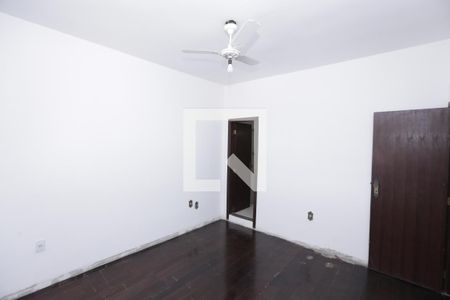 Casa à venda com 392m², 3 quartos e 5 vagasQuarto 3 - Suíte