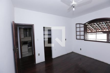 Casa à venda com 392m², 3 quartos e 5 vagasQuarto 3 - Suíte