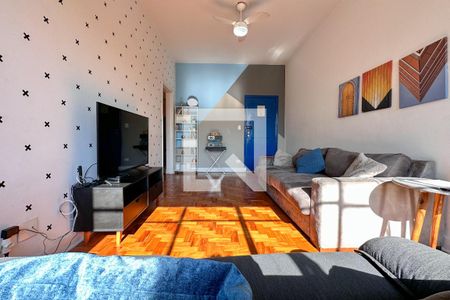 Apartamento à venda com 79m², 2 quartos e sem vaga Apartamento à venda com 79m², 2 quartos e sem vagaSala