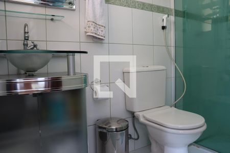 Banheiro da Suíte 1 de casa à venda com 3 quartos, 163m² em Parque Assunção, Taboão da Serra