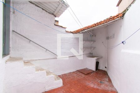 Casa para alugar com 70m², 2 quartos e sem vagaÁrea de Serviço e Quintal