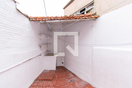 Casa para alugar com 70m², 2 quartos e sem vagaÁrea de Serviço e Quintal