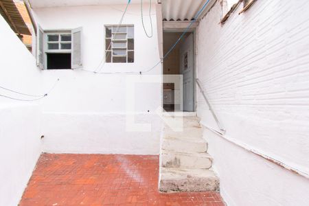 Casa para alugar com 70m², 2 quartos e sem vagaÁrea de Serviço e Quintal