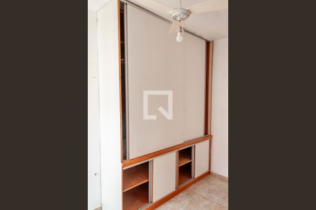 Quarto 1 de apartamento para alugar com 2 quartos, 60m² em Itanhangá, Rio de Janeiro