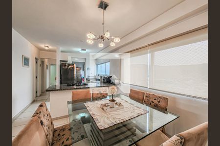 Sala de apartamento para alugar com 3 quartos, 115m² em Jardim Virgínia, Guarujá