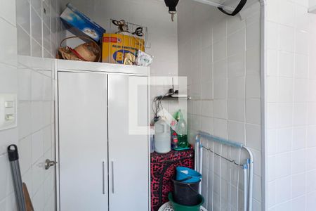 Apartamento à venda com 62m², 3 quartos e 1 vagaÁrea de serviço