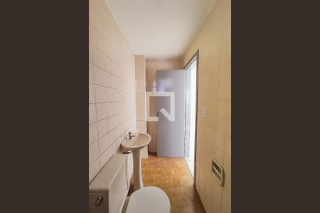 Banheiro de apartamento para alugar com 1 quarto, 60m² em Rondônia, Novo Hamburgo