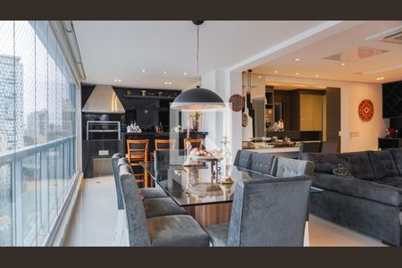 Apartamento à venda com 136m², 3 quartos e 3 vagasSala