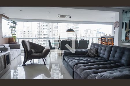 Apartamento à venda com 136m², 3 quartos e 3 vagasSala