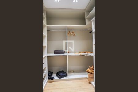 Apartamento à venda com 136m², 3 quartos e 3 vagasQuarto 2