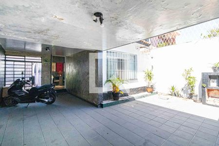 Casa à venda com 180m², 3 quartos e 2 vagasGaragem