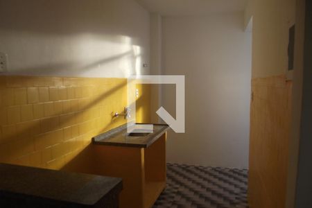 Cozinha  de apartamento à venda com 2 quartos, 50m² em Pilares, Rio de Janeiro