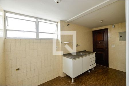 Apartamento à venda com 80m², 2 quartos e sem vagaCozinha