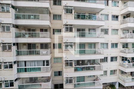 Apartamento à venda com 80m², 2 quartos e sem vagaSala