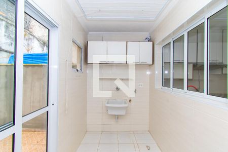 Casa à venda com 95m², 3 quartos e 2 vagasÁrea de Serviço