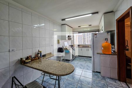 Apartamento à venda com 150m², 3 quartos e 2 vagascozinha