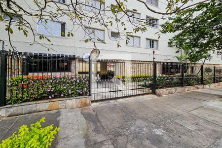 Apartamento à venda com 150m², 3 quartos e 2 vagasFachada e portaria