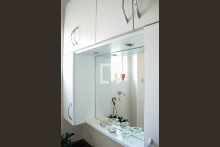 Apartamento à venda com 71m², 2 quartos e sem vagaBanheiro