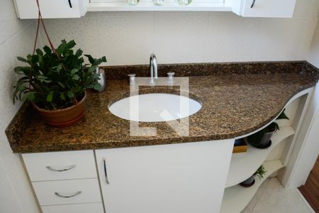 Apartamento à venda com 71m², 2 quartos e sem vagaBanheiro