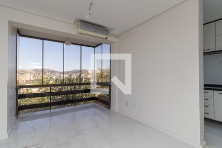 Sala de apartamento à venda com 3 quartos, 141m² em Jardim do Salso, Porto Alegre