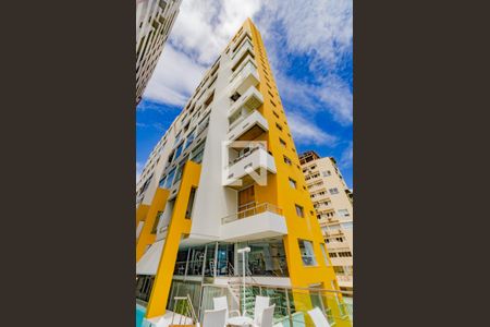 Fachada de apartamento para alugar com 2 quartos, 80m² em Vitória, Salvador