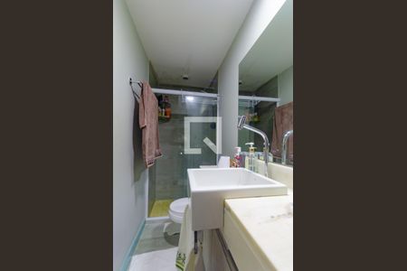 Apartamento para alugar com 80m², 2 quartos e 1 vaga Apartamento para alugar com 80m², 2 quartos e 1 vagaBanheiro do Quarto 1