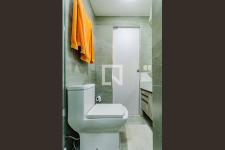 Apartamento para alugar com 80m², 2 quartos e 1 vaga Apartamento para alugar com 80m², 2 quartos e 1 vagaBanheiro do Quarto 2