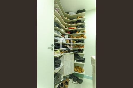 Apartamento para alugar com 80m², 2 quartos e 1 vaga Apartamento para alugar com 80m², 2 quartos e 1 vagaBanheiro do Quarto 1