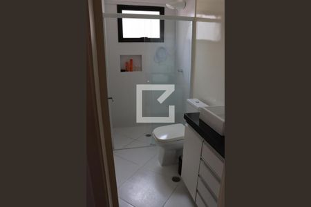 Banheiro de apartamento à venda com 2 quartos, 72m² em Jardim Maria Rosa, Taboão da Serra