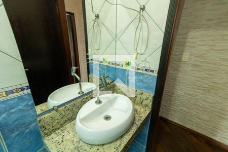 Casa à venda com 134m², 3 quartos e 2 vagas Casa à venda com 134m², 3 quartos e 2 vagasBanheiro