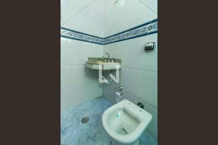 Casa à venda com 134m², 3 quartos e 2 vagas Casa à venda com 134m², 3 quartos e 2 vagasBanheiro