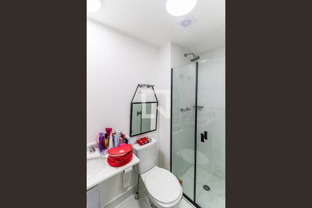 Apartamento à venda com 108m², 3 quartos e 2 vagas Apartamento à venda com 108m², 3 quartos e 2 vagasBanheiro Suíte 1